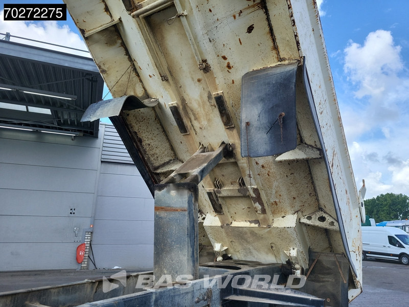 MAN TGA 41.430 8X6 23m3 Manual Big-Axle Steel suspension Euro 3 - Φορτηγό ανατρεπόμενο: φωτογραφία 3 MAN TGA 41.430 8X6 23m3 Manual Big-Axle Steel suspension Euro 3 - Φορτηγό ανατρεπόμενο: φωτογραφία 3