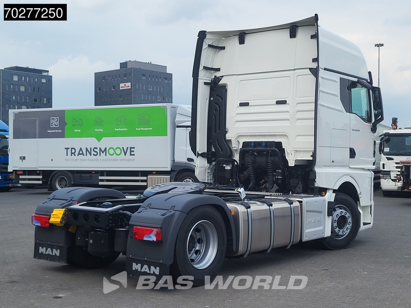 MAN TGX 18.520 4X2 NEW! GX Retarder 2x Tanks Standklima ACC - Τράκτορας: φωτογραφία 5 MAN TGX 18.520 4X2 NEW! GX Retarder 2x Tanks Standklima ACC - Τράκτορας: φωτογραφία 5