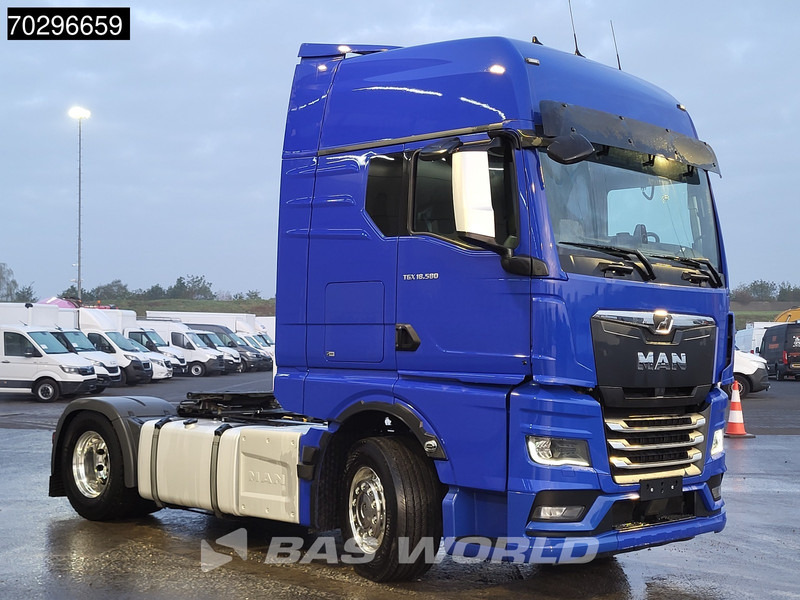 MAN TGX 18.580 4X2 Good Tyres! GX Retarder 2xTanks DynamicSteering Standairco Alcoa's Navi ACC LED Euro 6 - Τράκτορας: φωτογραφία 3 MAN TGX 18.580 4X2 Good Tyres! GX Retarder 2xTanks DynamicSteering Standairco Alcoa's Navi ACC LED Euro 6 - Τράκτορας: φωτογραφία 3