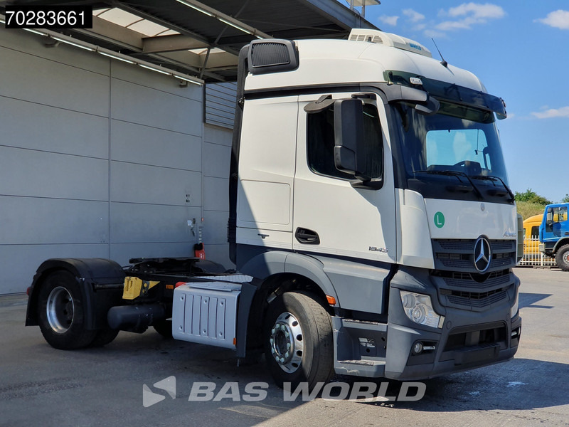 Mercedes-Benz Actros 1843 4X2 StreamSpace Retarder ADR Standklima - Τράκτορας: φωτογραφία 3 Mercedes-Benz Actros 1843 4X2 StreamSpace Retarder ADR Standklima - Τράκτορας: φωτογραφία 3