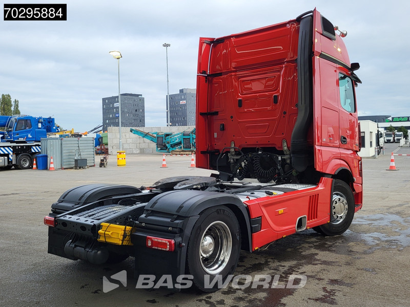 Mercedes-Benz Actros 1858 4X2 GigaSpace Retarder 2xTanks Leather Standairco PPC Navi ACC Euro 6 - Τράκτορας: φωτογραφία 5 Mercedes-Benz Actros 1858 4X2 GigaSpace Retarder 2xTanks Leather Standairco PPC Navi ACC Euro 6 - Τράκτορας: φωτογραφία 5