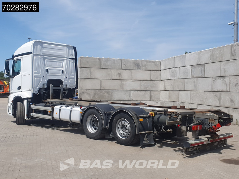 Mercedes-Benz Actros 2548 Actros 6X2 ACC Xenon Liftachse Euro 6 - Φορτηγό μεταφοράς εμπορευματοκιβωτίων/ Κινητό αμάξωμα: φωτογραφία 2 Mercedes-Benz Actros 2548 Actros 6X2 ACC Xenon Liftachse Euro 6 - Φορτηγό μεταφοράς εμπορευματοκιβωτίων/ Κινητό αμάξωμα: φωτογραφία 2