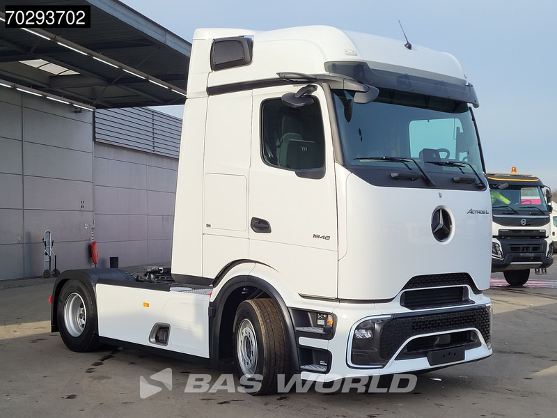 Mercedes-Benz Actros L 1848 4X2 NEW! ProCabin-Big 2x tanks Retarder Standclima Navi ACC - Τράκτορας: φωτογραφία 3 Mercedes-Benz Actros L 1848 4X2 NEW! ProCabin-Big 2x tanks Retarder Standclima Navi ACC - Τράκτορας: φωτογραφία 3