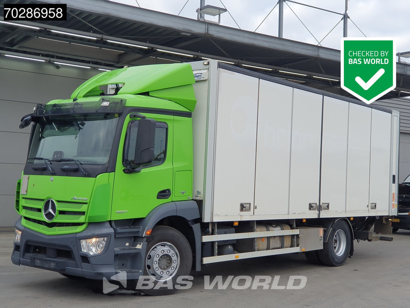Mercedes-Benz Antos 1827 Antos 4X2 2000kg Ladebordwand Automatic Xenon Euro 6 - Φορτηγό κόφα: φωτογραφία 1 Mercedes-Benz Antos 1827 Antos 4X2 2000kg Ladebordwand Automatic Xenon Euro 6 - Φορτηγό κόφα: φωτογραφία 1