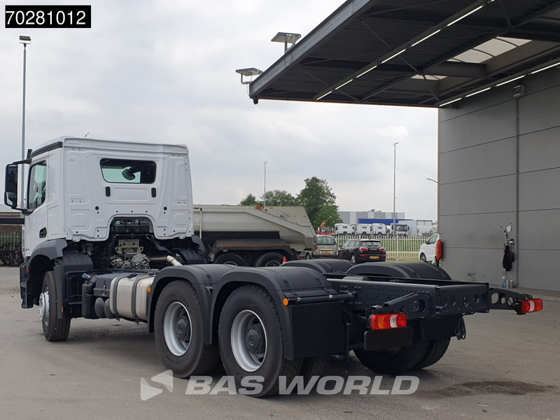 Mercedes-Benz Arocs 2636 6X4 NEW chassis Flange PTO Big-Axle Steelsuspension Euro 6 - Φορτηγό σασί: φωτογραφία 2 Mercedes-Benz Arocs 2636 6X4 NEW chassis Flange PTO Big-Axle Steelsuspension Euro 6 - Φορτηγό σασί: φωτογραφία 2
