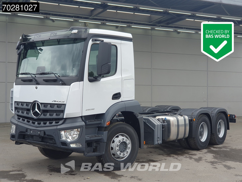 Mercedes-Benz Arocs 2636 6X4 NEW chassis Flywheel PTO Big-Axle Automatic Steelsuspension Euro 6 - Φορτηγό σασί: φωτογραφία 1 Mercedes-Benz Arocs 2636 6X4 NEW chassis Flywheel PTO Big-Axle Automatic Steelsuspension Euro 6 - Φορτηγό σασί: φωτογραφία 1