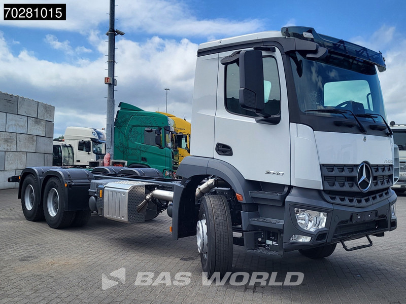 Mercedes-Benz Arocs 2640 6X4 NEW Chassis Big-Axle Automatic Steel suspension Euro 6 - Φορτηγό σασί: φωτογραφία 3 Mercedes-Benz Arocs 2640 6X4 NEW Chassis Big-Axle Automatic Steel suspension Euro 6 - Φορτηγό σασί: φωτογραφία 3