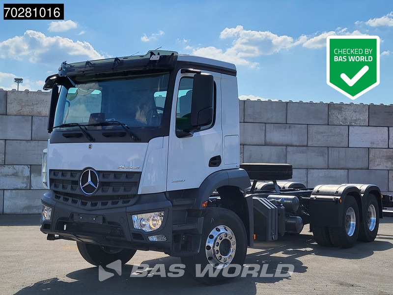 Mercedes-Benz Arocs 2640 6X4 NEW chassis Steel suspension Big-Axle Alcoa Automatic Euro 6 - Φορτηγό σασί: φωτογραφία 1 Mercedes-Benz Arocs 2640 6X4 NEW chassis Steel suspension Big-Axle Alcoa Automatic Euro 6 - Φορτηγό σασί: φωτογραφία 1