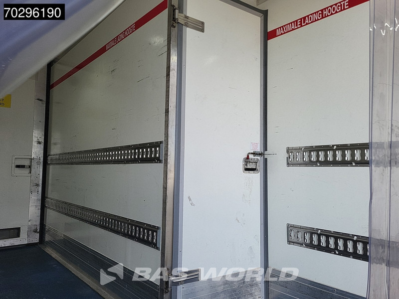 Leasing Mitsubishi 7C18 Mitsubishi 4X2 100% Electric NL-Truck Carrier Vatna 400 H cooler Ladebordwand Navi Automatic Mitsubishi 7C18 Mitsubishi 4X2 100% Electric NL-Truck Carrier Vatna 400 H cooler Ladebordwand Navi Automatic: φωτογραφία 14