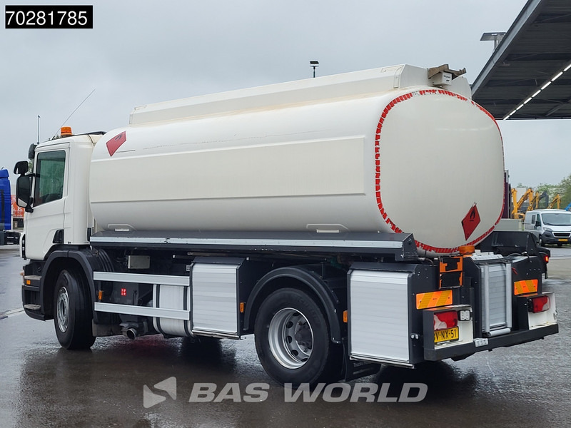 Scania P230 4X2 NL-Truck 3 compartments 16.300 Ltr ADR 3-Pedals Euro 5 - Φορτηγό βυτιοφόρο: φωτογραφία 2 Scania P230 4X2 NL-Truck 3 compartments 16.300 Ltr ADR 3-Pedals Euro 5 - Φορτηγό βυτιοφόρο: φωτογραφία 2