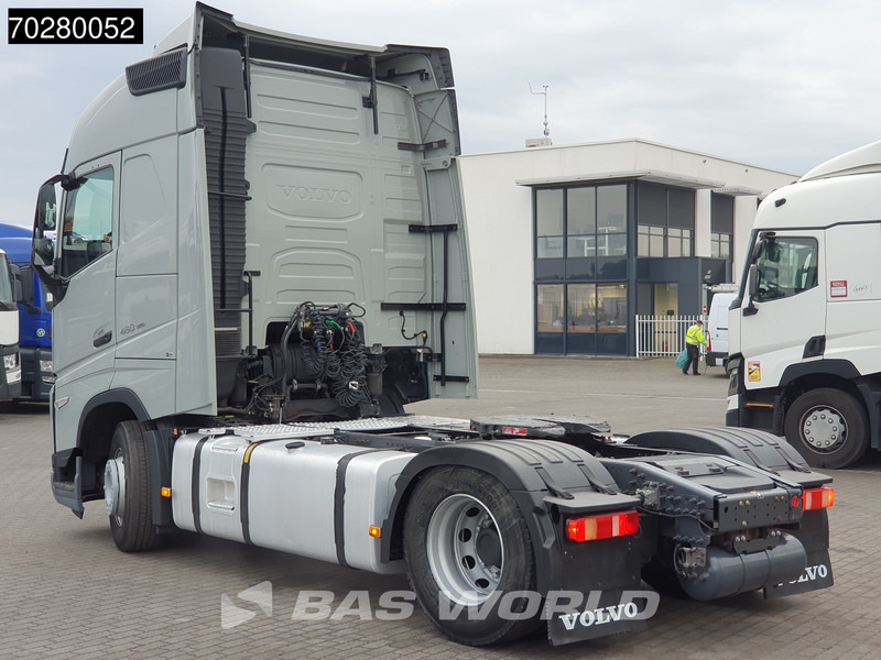 Volvo FH 460 FH 4X2 VEB+ 2x Tanks ACC LED - Τράκτορας: φωτογραφία 2 Volvo FH 460 FH 4X2 VEB+ 2x Tanks ACC LED - Τράκτορας: φωτογραφία 2