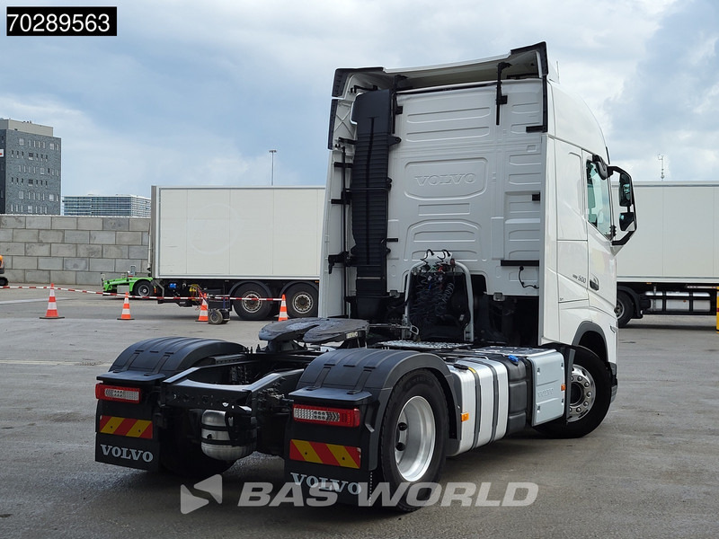 Volvo FH 500 4X2 2xTanks I-ParkCool Navi ACC Euro 6 - Τράκτορας: φωτογραφία 5 Volvo FH 500 4X2 2xTanks I-ParkCool Navi ACC Euro 6 - Τράκτορας: φωτογραφία 5