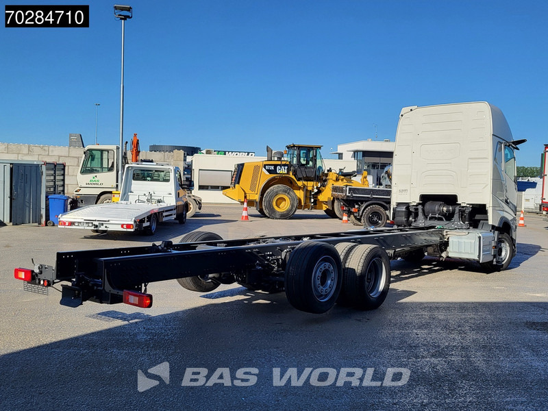 Καινούριο Φορτηγό σασί Volvo FH 62 R AERO 6X2 NEW Horsetruck chassis Lift+Lenkachse Dynamic Steering Mirror cam Euro 6: φωτογραφία 6