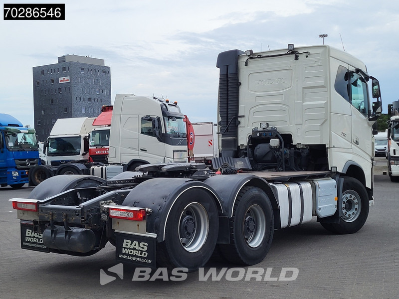 Volvo FH16 750 FH16 6X4 Retarder Big-Axle Xenon Liftaxle Euro 6 - Τράκτορας: φωτογραφία 5 Volvo FH16 750 FH16 6X4 Retarder Big-Axle Xenon Liftaxle Euro 6 - Τράκτορας: φωτογραφία 5