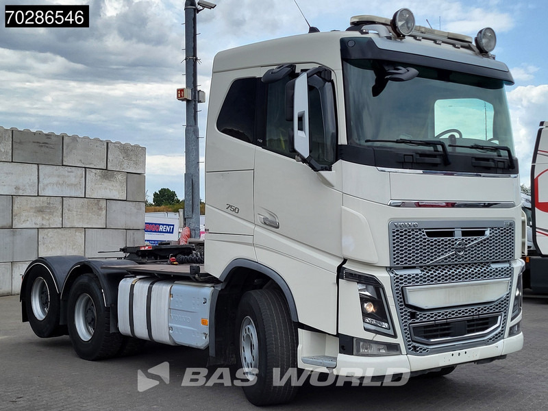 Volvo FH16 750 FH16 6X4 Retarder Big-Axle Xenon Liftaxle Euro 6 - Τράκτορας: φωτογραφία 3 Volvo FH16 750 FH16 6X4 Retarder Big-Axle Xenon Liftaxle Euro 6 - Τράκτορας: φωτογραφία 3