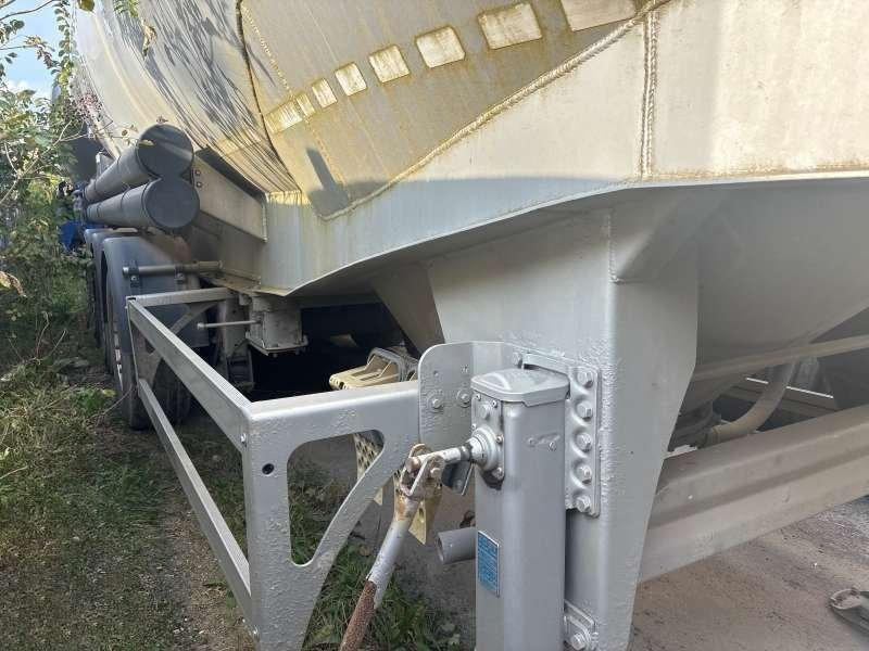 Ardor 3 ESSIEUX - Επικαθήμενο βυτίο: φωτογραφία 5 Ardor 3 ESSIEUX - Επικαθήμενο βυτίο: φωτογραφία 5