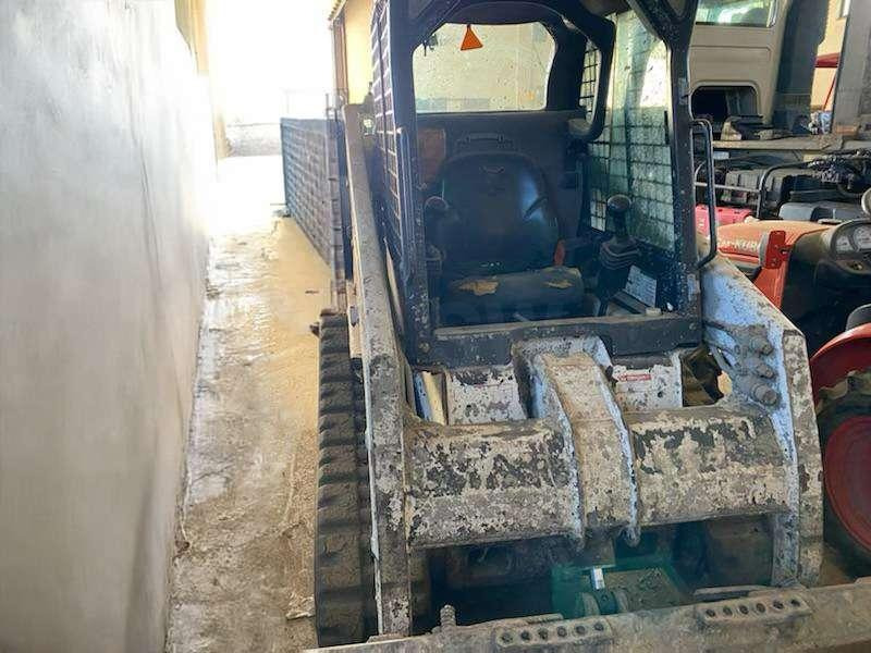 Bobcat T140 - Ερπυστριοφόρος μικρός φορτωτής: φωτογραφία 1 Bobcat T140 - Ερπυστριοφόρος μικρός φορτωτής: φωτογραφία 1