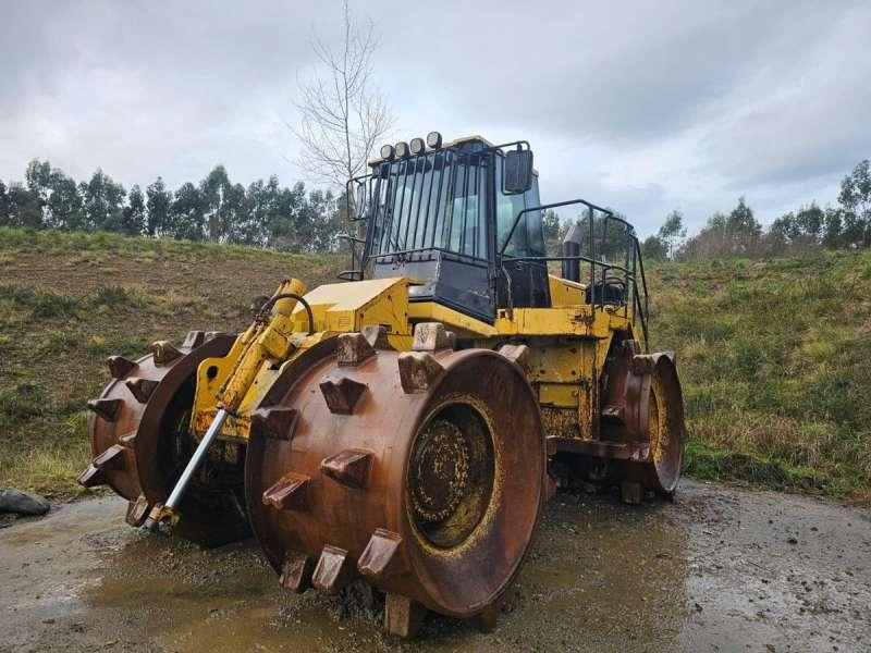 Caterpillar 826GII - Οδοστρωτήρες: φωτογραφία 2 Caterpillar 826GII - Οδοστρωτήρες: φωτογραφία 2