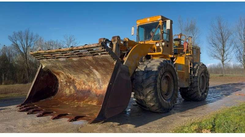 Caterpillar 988B - Ελαστιχοφόρος φορτωτής: φωτογραφία 2 Caterpillar 988B - Ελαστιχοφόρος φορτωτής: φωτογραφία 2