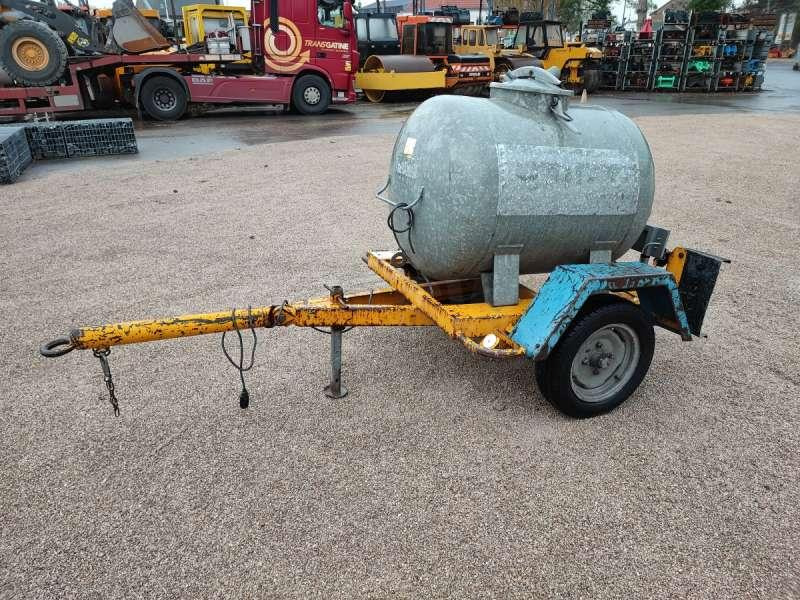 Courant 500 LITRES A EAU - Ρεζερβουάρ: φωτογραφία 3 Courant 500 LITRES A EAU - Ρεζερβουάρ: φωτογραφία 3