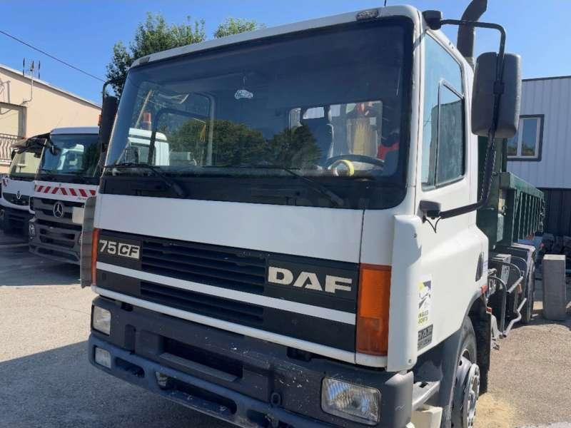 DAF 75CF - Φορτηγό φόρτωσης γάντζου: φωτογραφία 4 DAF 75CF - Φορτηγό φόρτωσης γάντζου: φωτογραφία 4