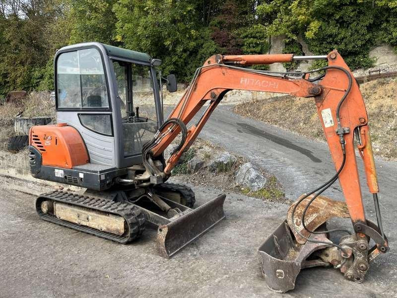 Hitachi ZX25 CLR - Μίνι εκσκαφέας: φωτογραφία 1 Hitachi ZX25 CLR - Μίνι εκσκαφέας: φωτογραφία 1