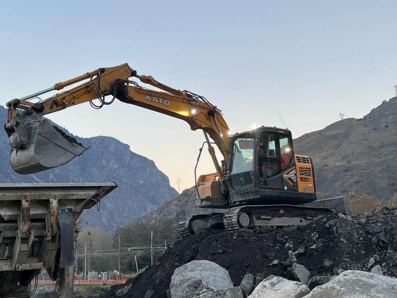 Kato HD514MR - Ερπυστριοφόρος εκσκαφέας: φωτογραφία 3 Kato HD514MR - Ερπυστριοφόρος εκσκαφέας: φωτογραφία 3