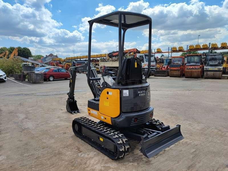 Kato VXE HD 17 - Μίνι εκσκαφέας: φωτογραφία 5 Kato VXE HD 17 - Μίνι εκσκαφέας: φωτογραφία 5