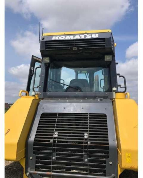 Komatsu D61PX-23 - Μπουλντόζα: φωτογραφία 4 Komatsu D61PX-23 - Μπουλντόζα: φωτογραφία 4