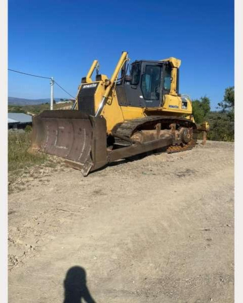Komatsu D65EX-15 - Μπουλντόζα: φωτογραφία 5 Komatsu D65EX-15 - Μπουλντόζα: φωτογραφία 5