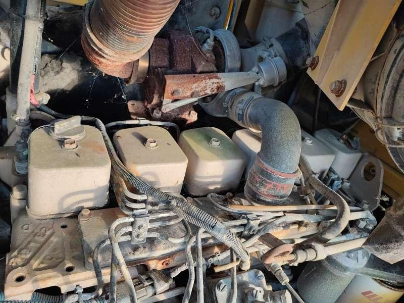 Ελαστιχοφόρος φορτωτής Komatsu WA270-3: φωτογραφία 28