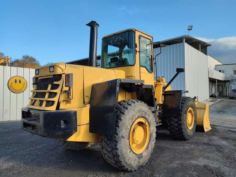 Ελαστιχοφόρος φορτωτής Komatsu WA270-3: φωτογραφία 6