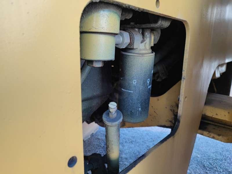 Ελαστιχοφόρος φορτωτής Komatsu WA270-3: φωτογραφία 17