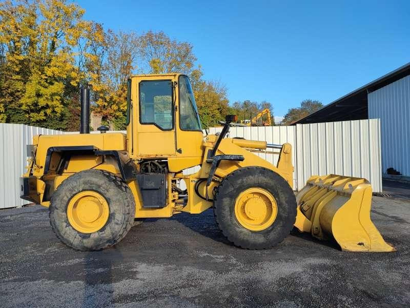 Ελαστιχοφόρος φορτωτής Komatsu WA270-3: φωτογραφία 7