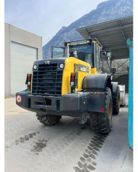 Komatsu WA320-7 - Ελαστιχοφόρος φορτωτής: φωτογραφία 3 Komatsu WA320-7 - Ελαστιχοφόρος φορτωτής: φωτογραφία 3