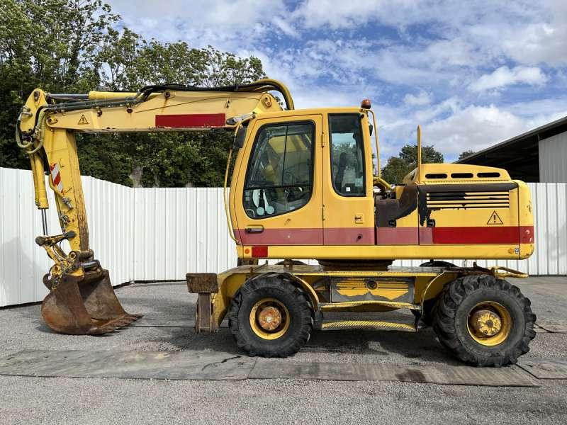 Liebherr A900C Litronic - Τροχοφόρος εκσκαφέας: φωτογραφία 4 Liebherr A900C Litronic - Τροχοφόρος εκσκαφέας: φωτογραφία 4