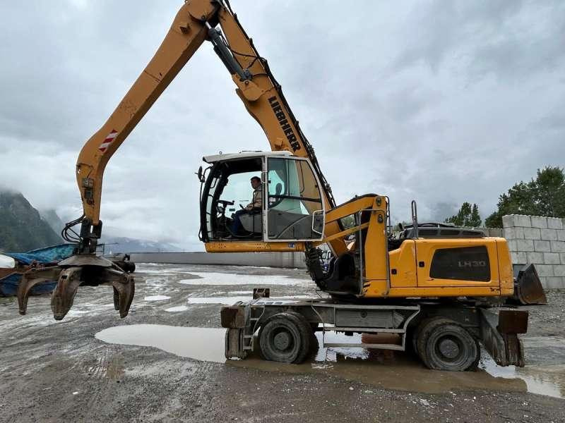 Liebherr LH30M LITRONIC - Μηχάνημα Διαχείρισης Υλικών: φωτογραφία 3 Liebherr LH30M LITRONIC - Μηχάνημα Διαχείρισης Υλικών: φωτογραφία 3