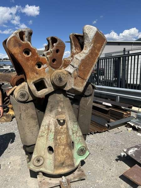 MONTABERT Lot 2 Croc Béton - Ψαλίδι υδραυλικό: φωτογραφία 1 MONTABERT Lot 2 Croc Béton - Ψαλίδι υδραυλικό: φωτογραφία 1