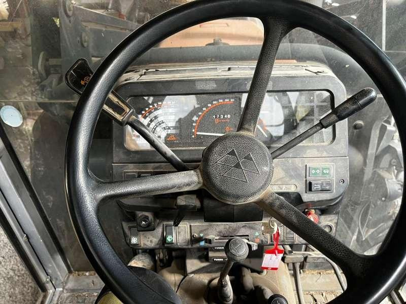 Massey Ferguson 362 - Τρακτέρ: φωτογραφία 3 Massey Ferguson 362 - Τρακτέρ: φωτογραφία 3