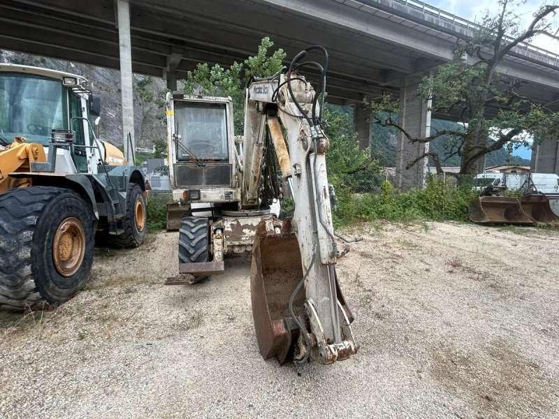 Τροχοφόρος εκσκαφέας Mecalac 8CXI: φωτογραφία 20