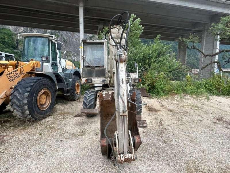 Τροχοφόρος εκσκαφέας Mecalac 8CXI: φωτογραφία 22