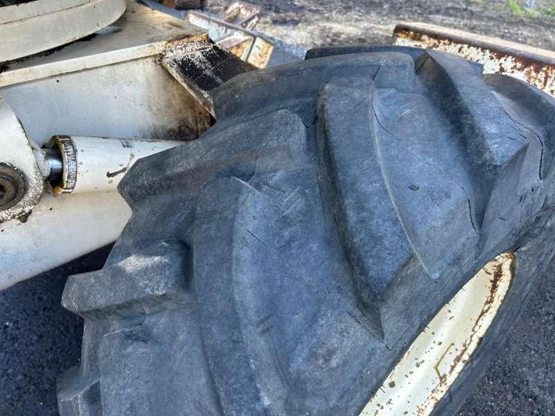 Τροχοφόρος εκσκαφέας Mecalac 8CXI: φωτογραφία 36