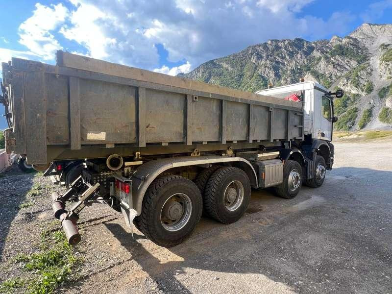 Mercedes AROCS 3253 8X4 - Φορτηγό ανατρεπόμενο: φωτογραφία 3 Mercedes AROCS 3253 8X4 - Φορτηγό ανατρεπόμενο: φωτογραφία 3