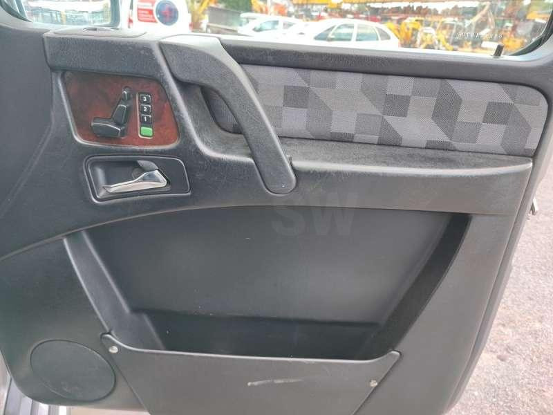 SUV Mercedes G 270 2.7 CDI: φωτογραφία 39
