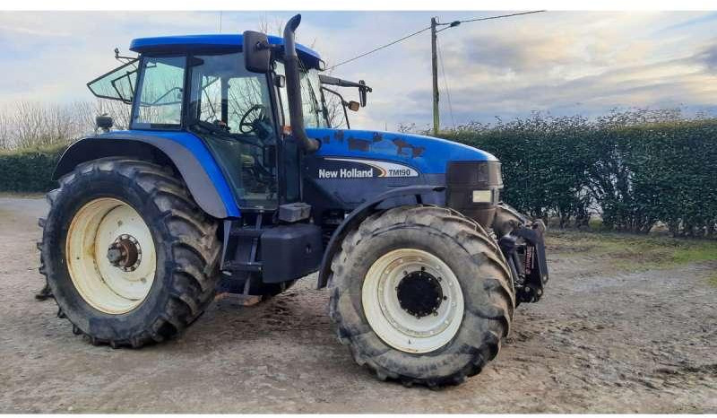 New Holland TM190 - Τρακτέρ: φωτογραφία 1 New Holland TM190 - Τρακτέρ: φωτογραφία 1