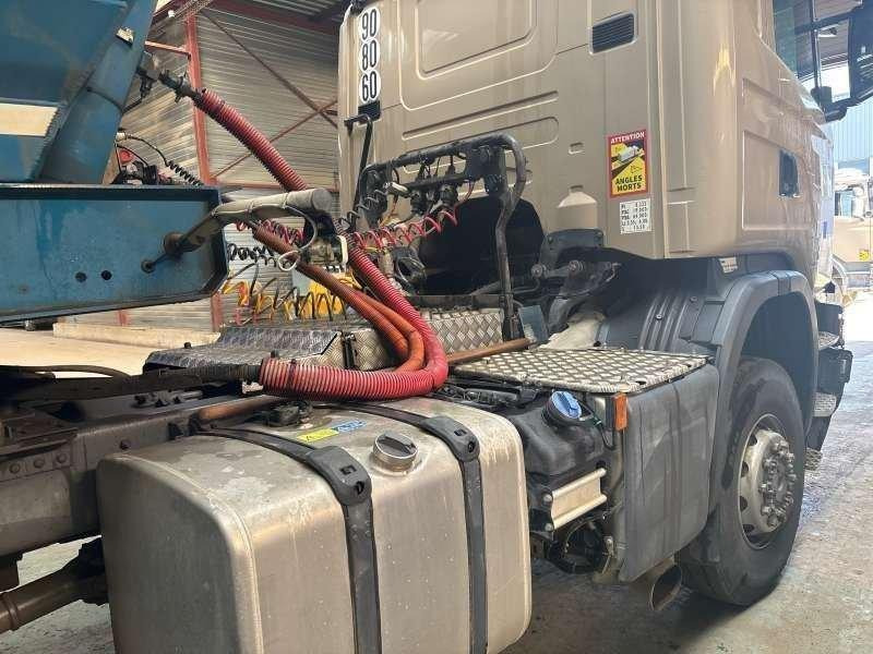 Scania G450 4X4 - Τράκτορας: φωτογραφία 4 Scania G450 4X4 - Τράκτορας: φωτογραφία 4