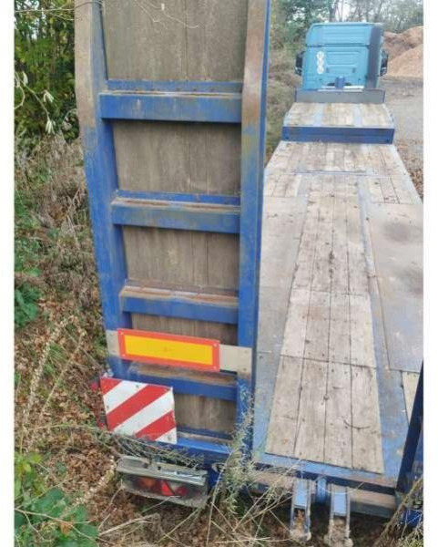 Verem 3 ESSIEUX - Επικαθήμενο με χαμηλό δάπεδο: φωτογραφία 3 Verem 3 ESSIEUX - Επικαθήμενο με χαμηλό δάπεδο: φωτογραφία 3