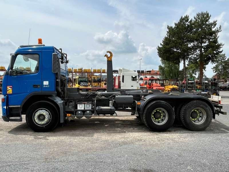 Volvo FM12 - 340 - Φορτηγό φόρτωσης γάντζου: φωτογραφία 4 Volvo FM12 - 340 - Φορτηγό φόρτωσης γάντζου: φωτογραφία 4