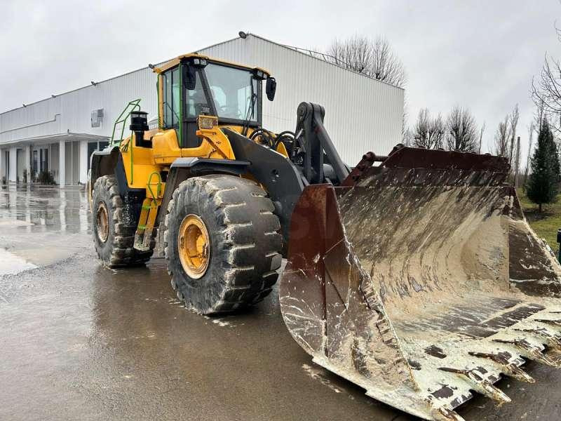 Volvo L220H - Ελαστιχοφόρος φορτωτής: φωτογραφία 3 Volvo L220H - Ελαστιχοφόρος φορτωτής: φωτογραφία 3