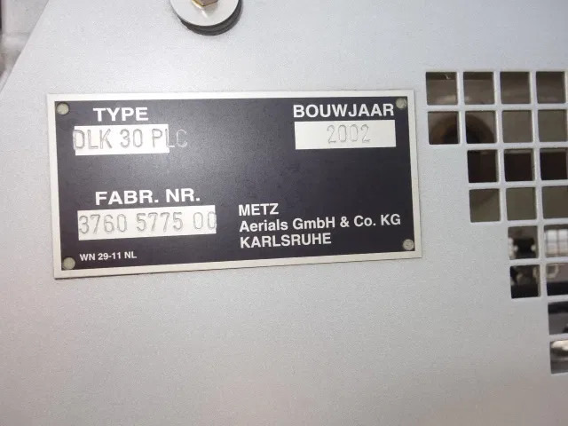 Φορτηγό DAF LF 250 METZ 30 meter: φωτογραφία 20 Φορτηγό DAF LF 250 METZ 30 meter: φωτογραφία 20